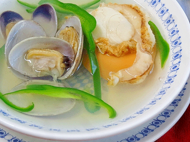 最強のだし☆　「ピーマン入り海鮮スープ」