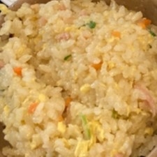 炊飯器Deヘルシーチャーハン風☆鶏ひき肉と玉子
