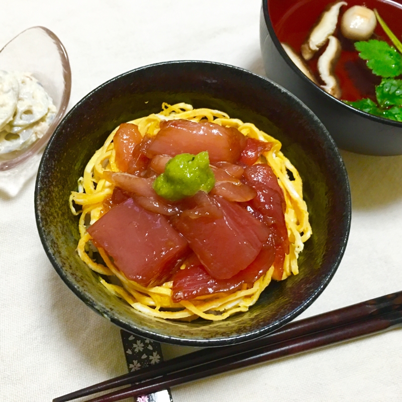 ほんのり甘い錦糸玉子と生鮪の切り落とし丼♡