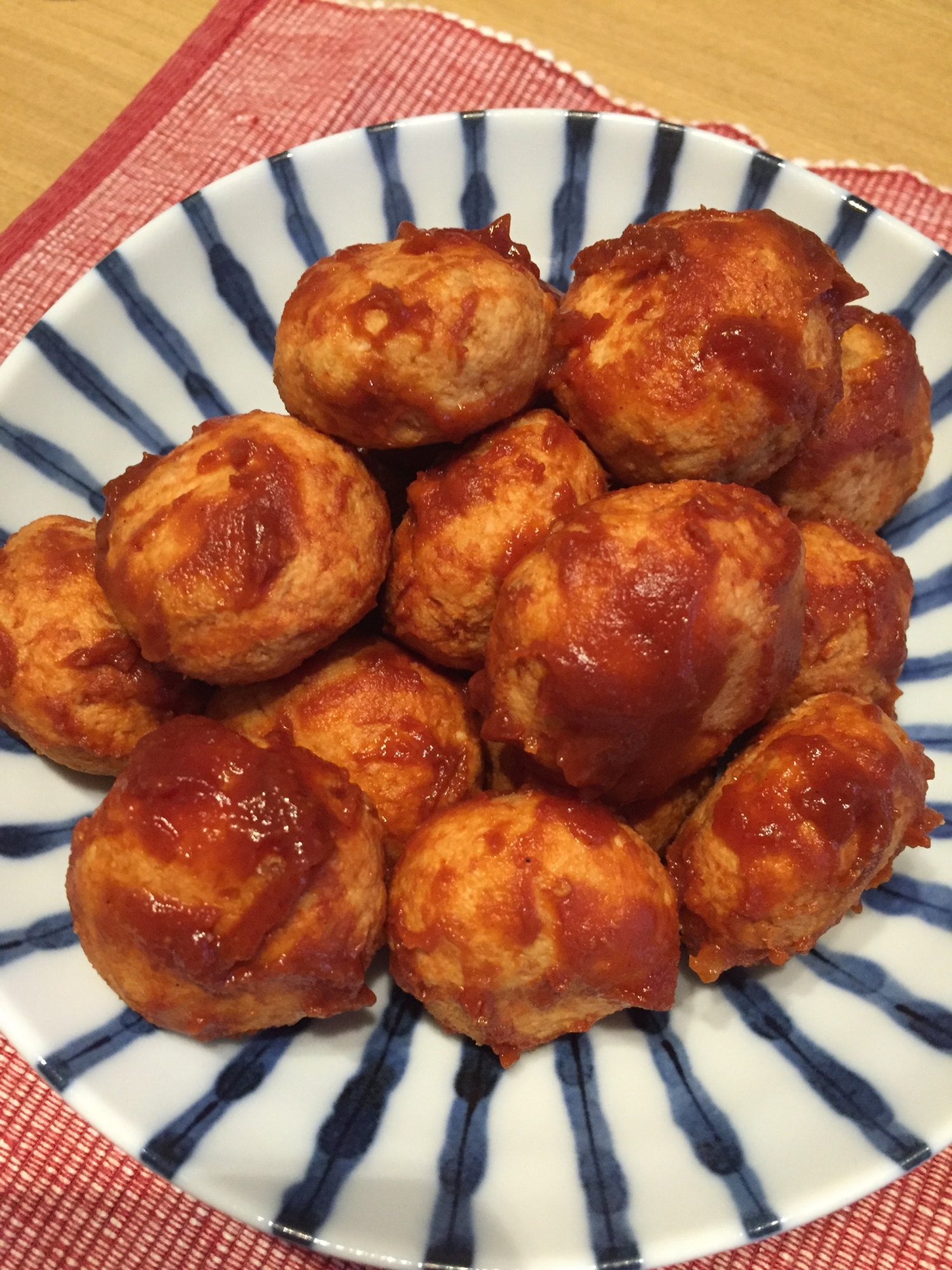 鶏胸肉から作るおからチキンボール ケチャップソース