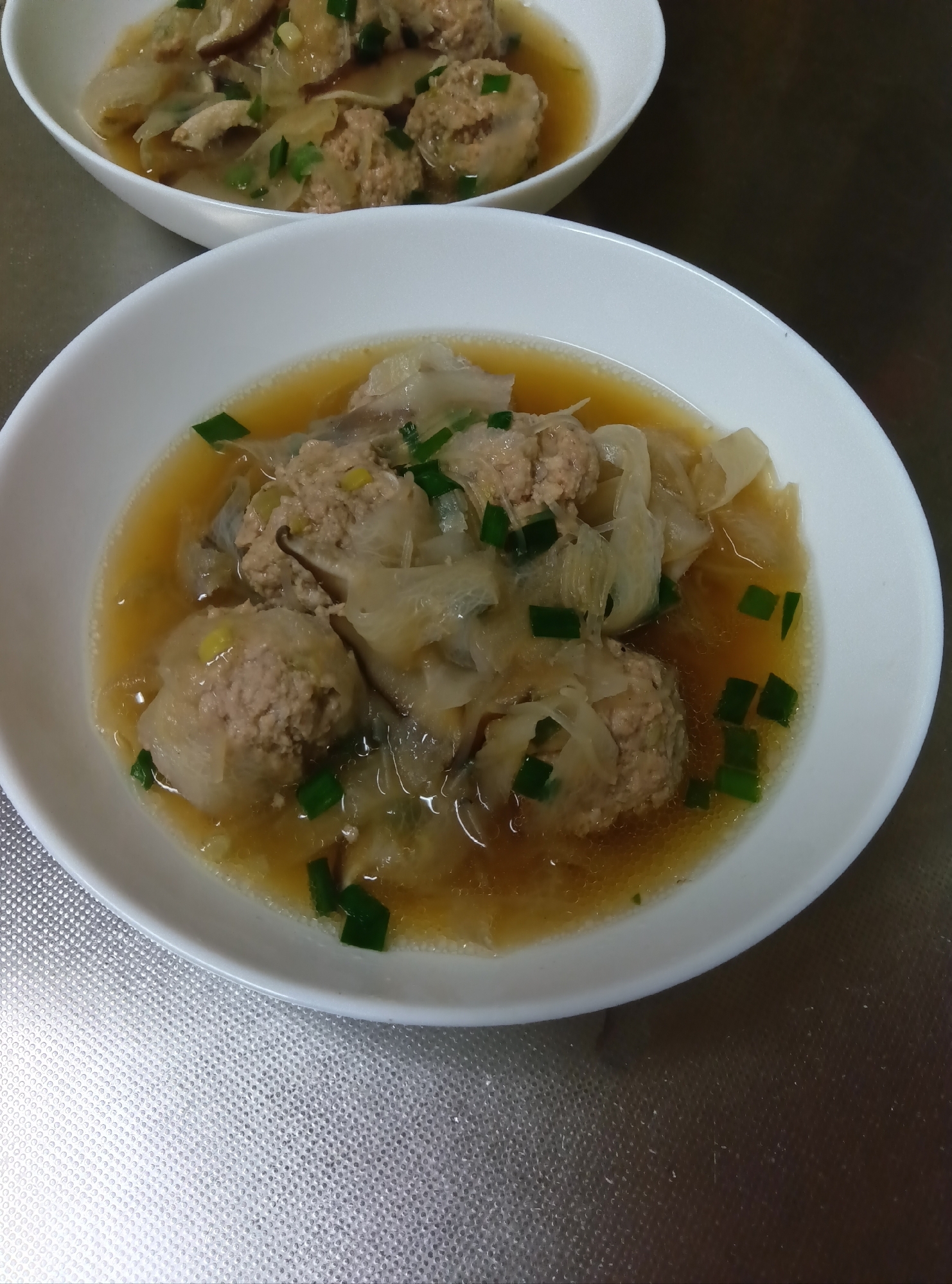 肉団子と ピーラー 大根の春雨スープ