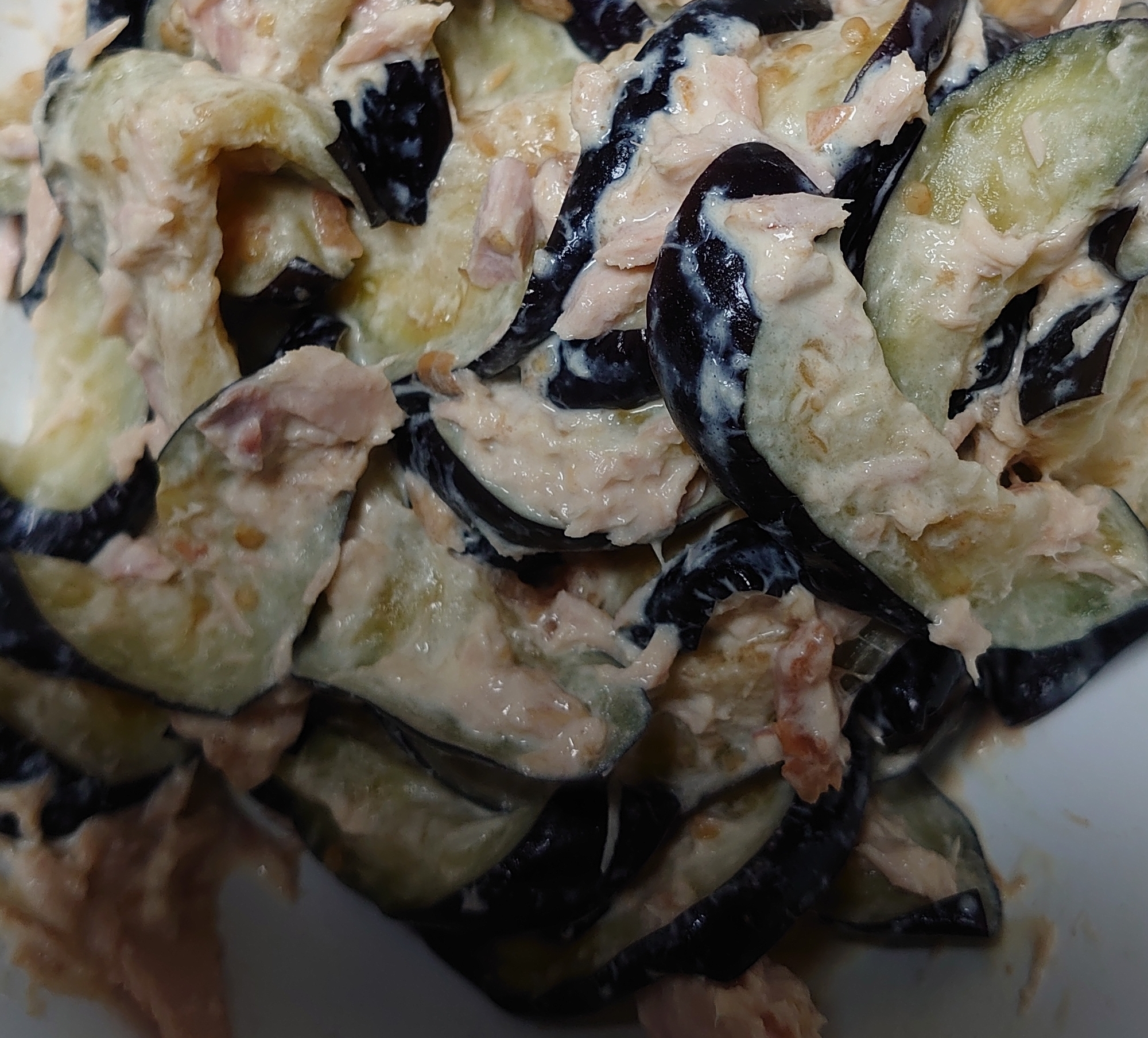 缶詰レシピ。茄子の梅ツナマヨ和え