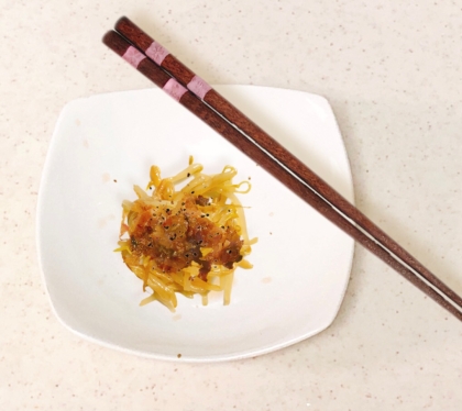 レンジで簡単♡包丁不要♡もやしのガリバタおかか和え