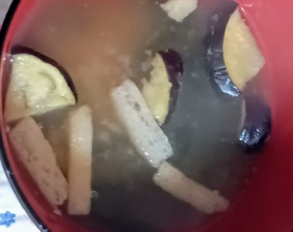 黒くならないですよ☆茄子と豆腐の美味しいお味噌汁♪