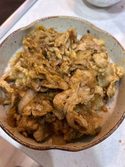 ★豚肉★ピーマンと玉ねぎのカレー炒め