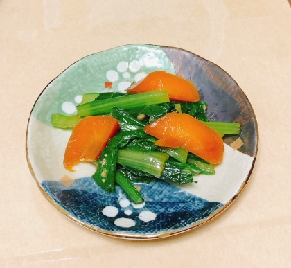 小松菜とハムとにんじんの炒め物