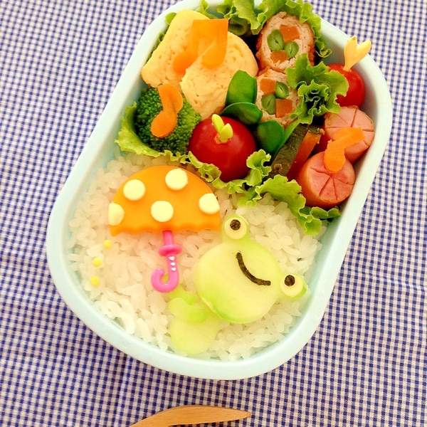 簡単キャラ弁 雨の日のかえるくんのお弁当 レシピ 作り方 By Cherry05 楽天レシピ 簡単キャラ弁 雨の日のかえるくんのお弁当 レシピ 作り方 By Cherry05 楽天レシピ