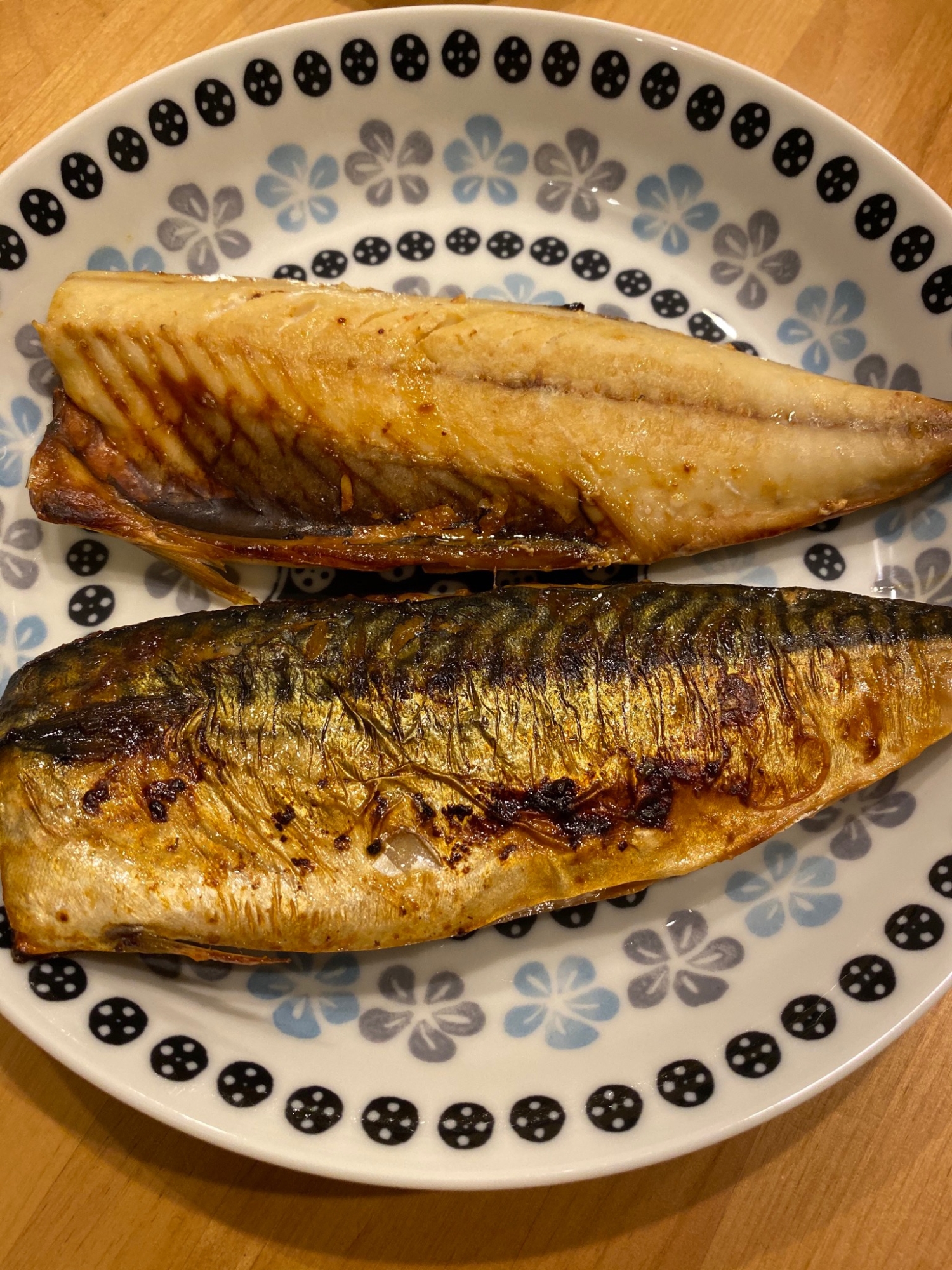 フライパンでふっくら！塩サバの焼き方