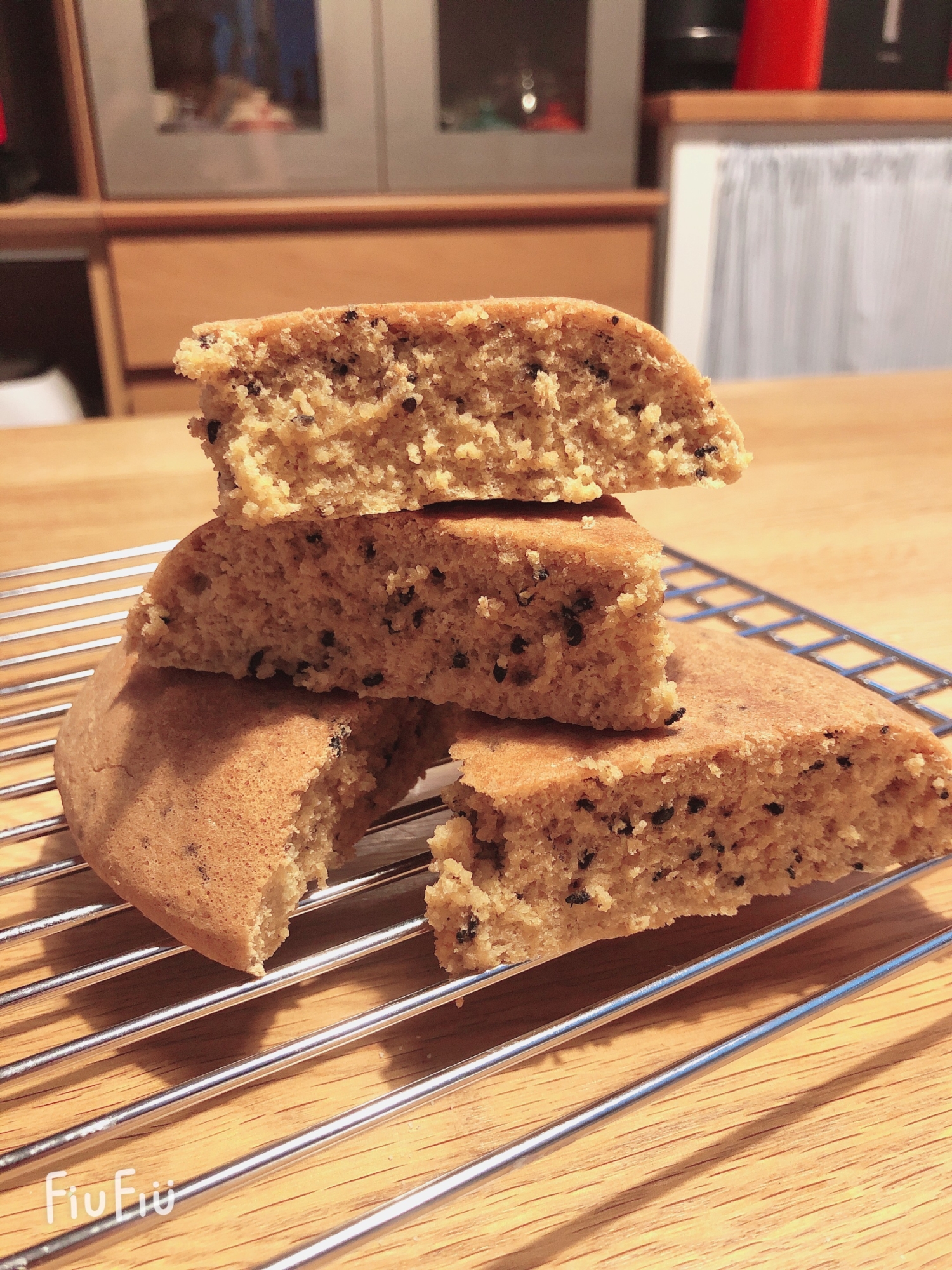 栄養満点!炊飯器でオートミールシフォンケーキ