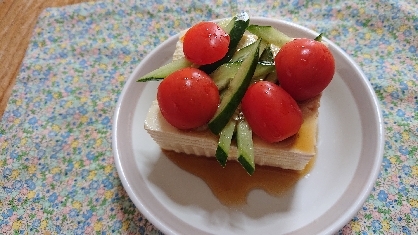 レモン醤油でさっぱり☆きゅうりとミニトマトの冷奴