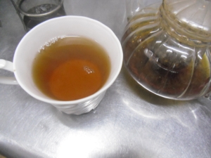 フレッシュミントのミント紅茶 レシピ 作り方 By ミスチバス 楽天レシピ