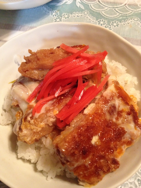 市販のカツでボリュームカツ丼