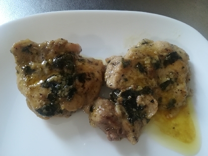 電子レンジで鶏肉のレモンハーブ蒸し