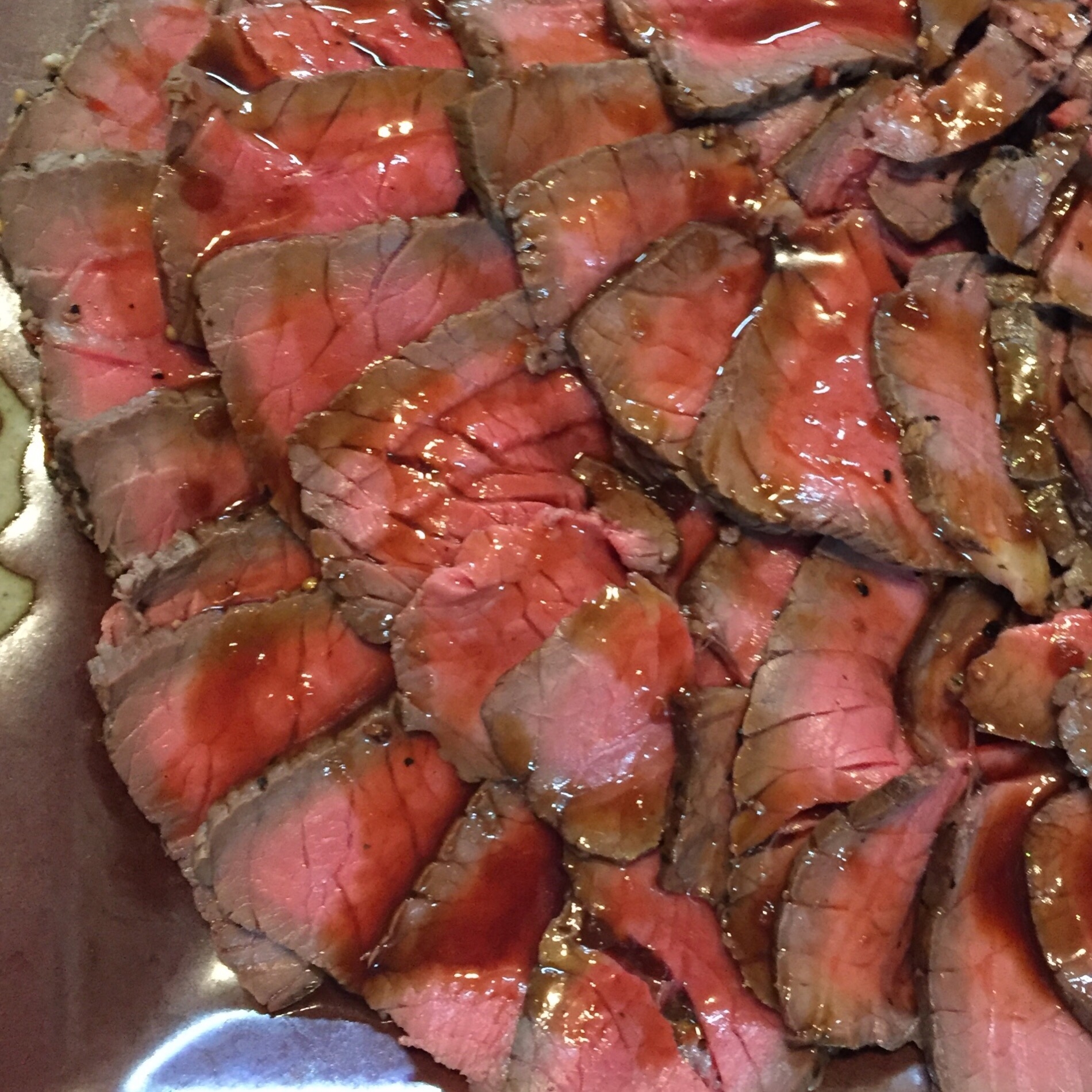 おもてなしに!フライパンで簡単ローストビーフ