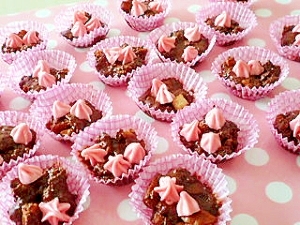 子どもと一緒に 混ぜるだけ簡単手作りチョコレート レシピ 作り方 By Little Flowers 楽天レシピ 子どもと一緒に 混ぜるだけ簡単手作りチョコレート レシピ 作り方 By Little Flowers 楽天レシピ