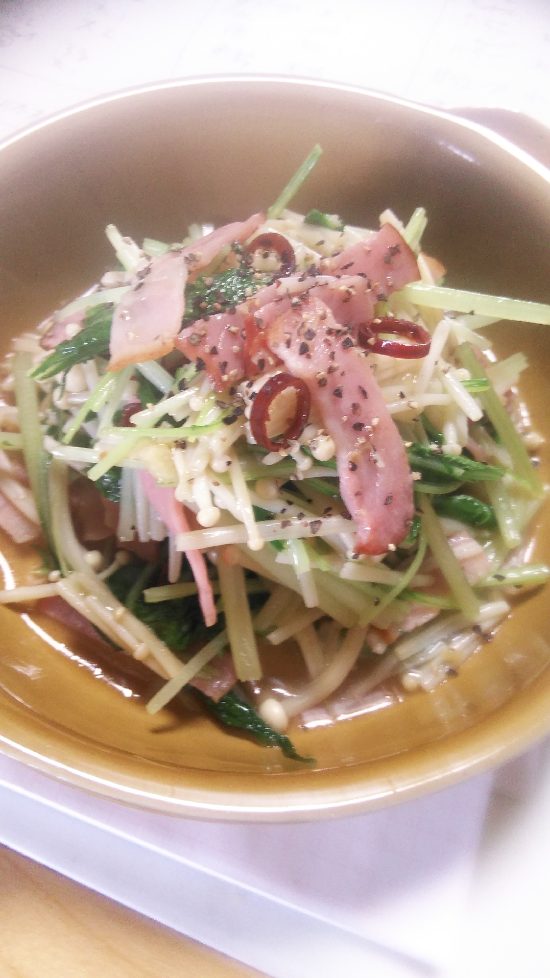 水菜とエノキのペペロンチーノ