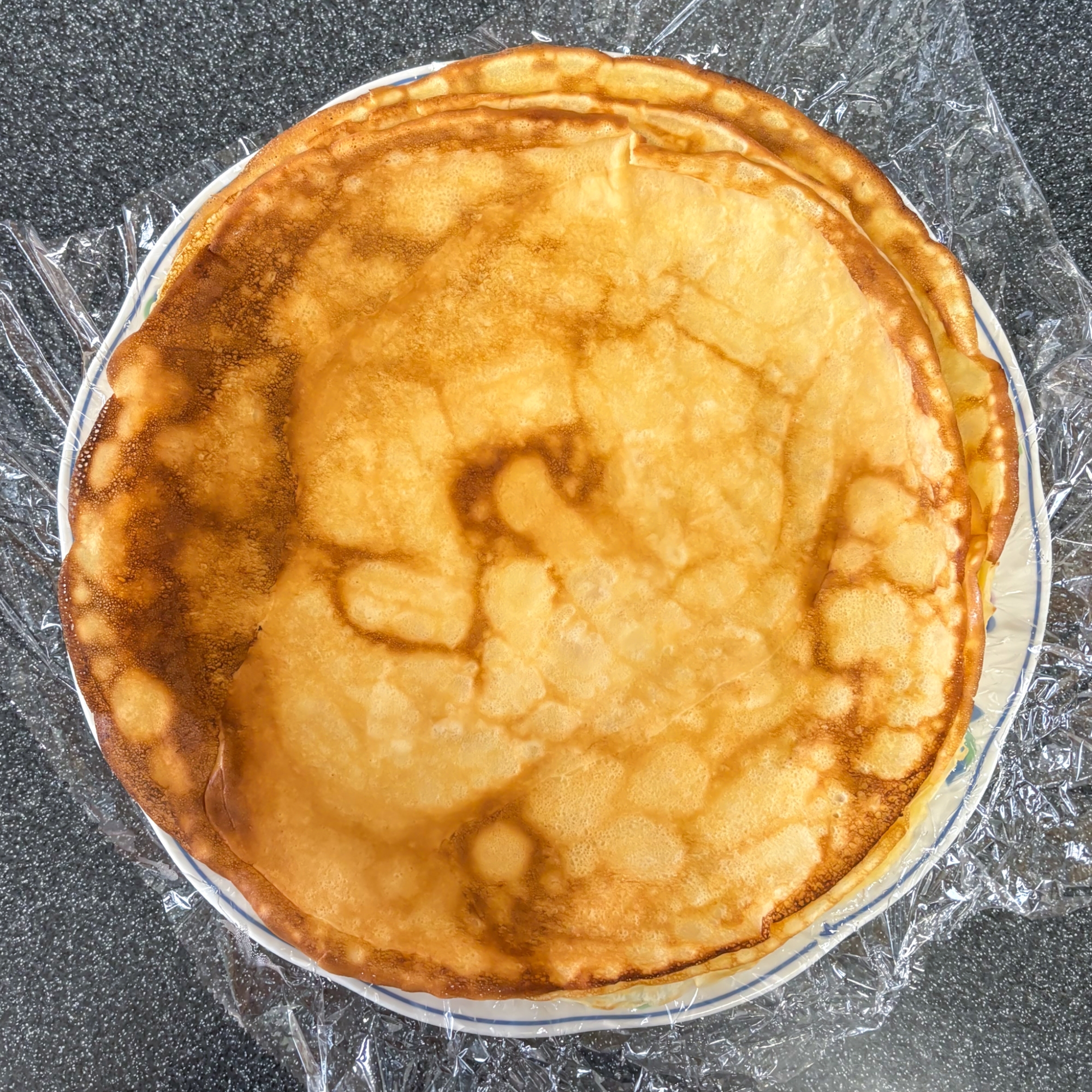生地だけでも美味しい♩クレープ生地
