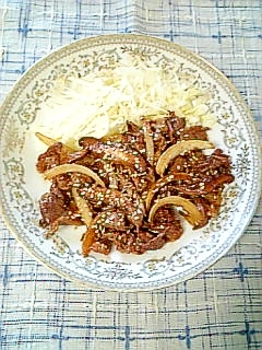 牛肉玉ねぎ焼肉のたれ炒め レシピ 作り方 By ティア アスラン 楽天レシピ