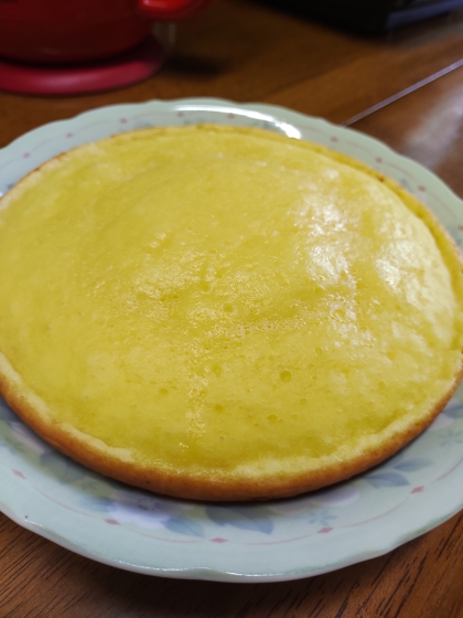 簡単シンプルな炊飯器ケーキ