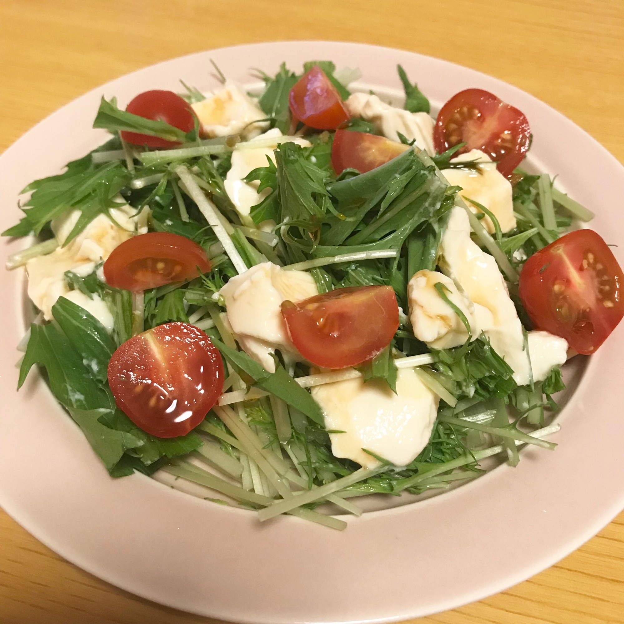 水菜となめらか豆腐のサラダ