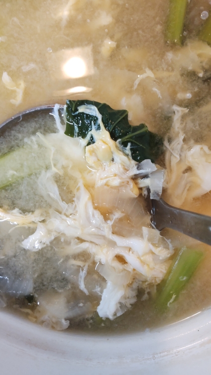 玉ねぎと小松菜の味噌汁