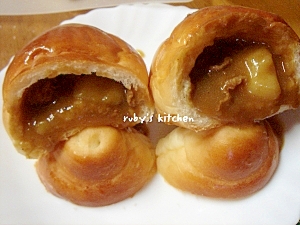 カレーINロールパン