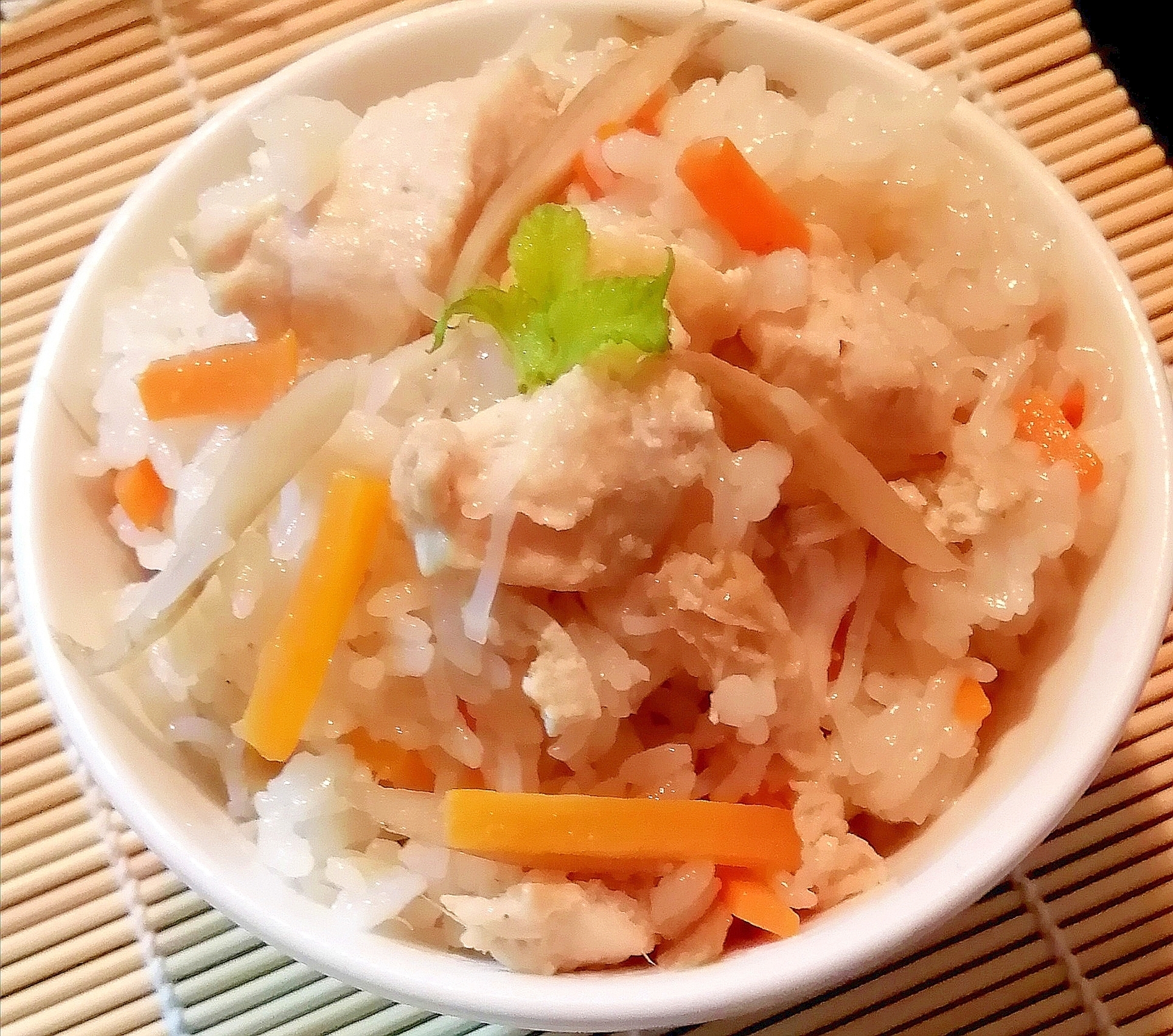 白滝入りで低糖質！めんつゆで！鶏ごぼう炊き込みご飯