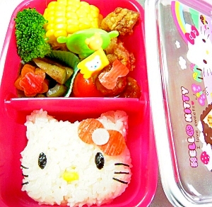 キティーちゃん弁当♪