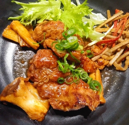 参考にさせて頂きました。がっつり食べたいときに、最適ですね♪パンチの効いたお味で、おいしく頂きました！