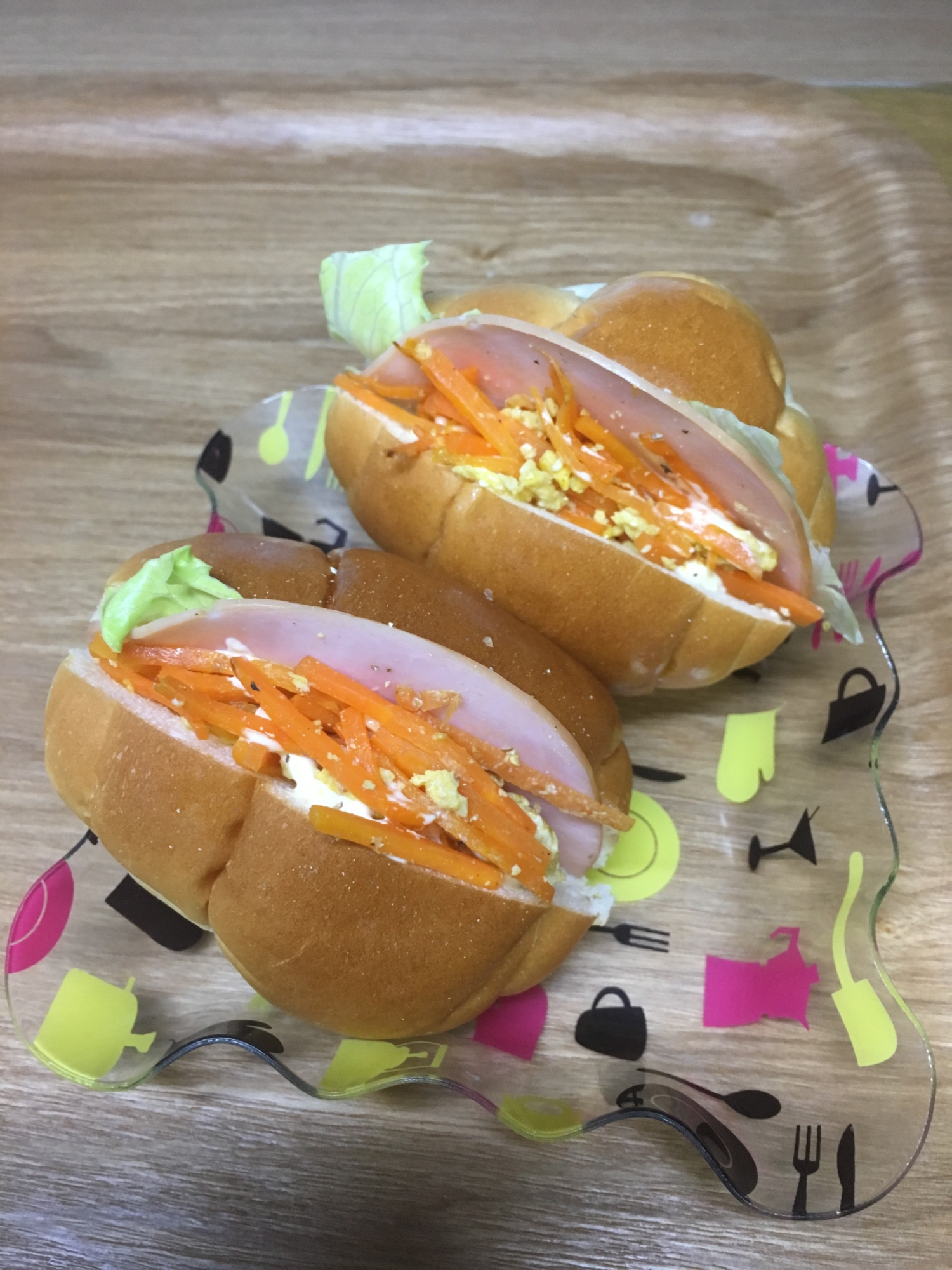 人参しりしりでロールパンサンド レシピ 作り方 By シラユカ 楽天レシピ 人参しりしりでロールパンサンド レシピ 作り方 By シラユカ 楽天レシピ