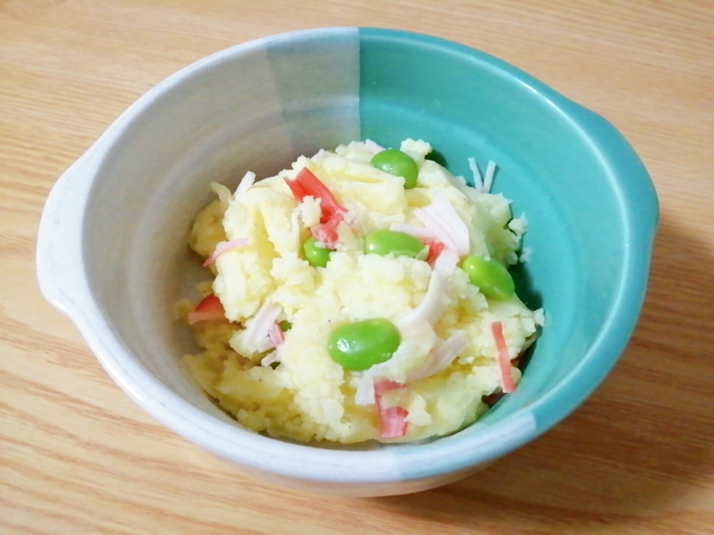 ハロウィンに☆カニカマと枝豆のポテトサラダ