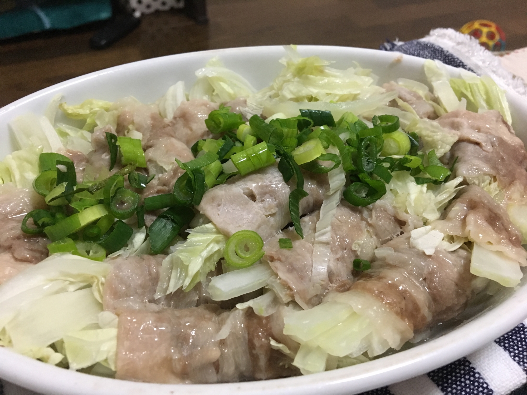 白菜とふだ肉のロール蒸し