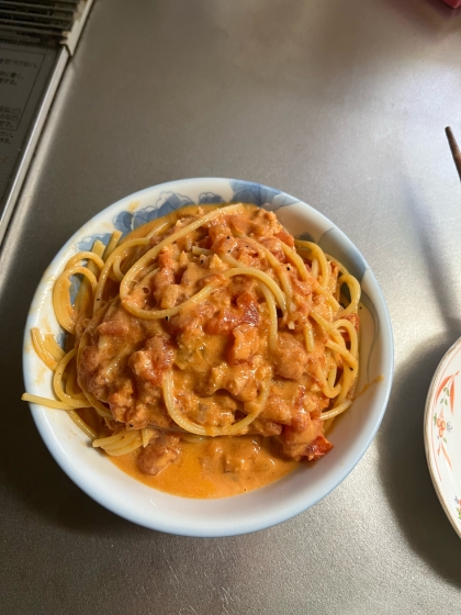 生クリーム不要❤カニ缶でクリームパスタ♪（トマト）