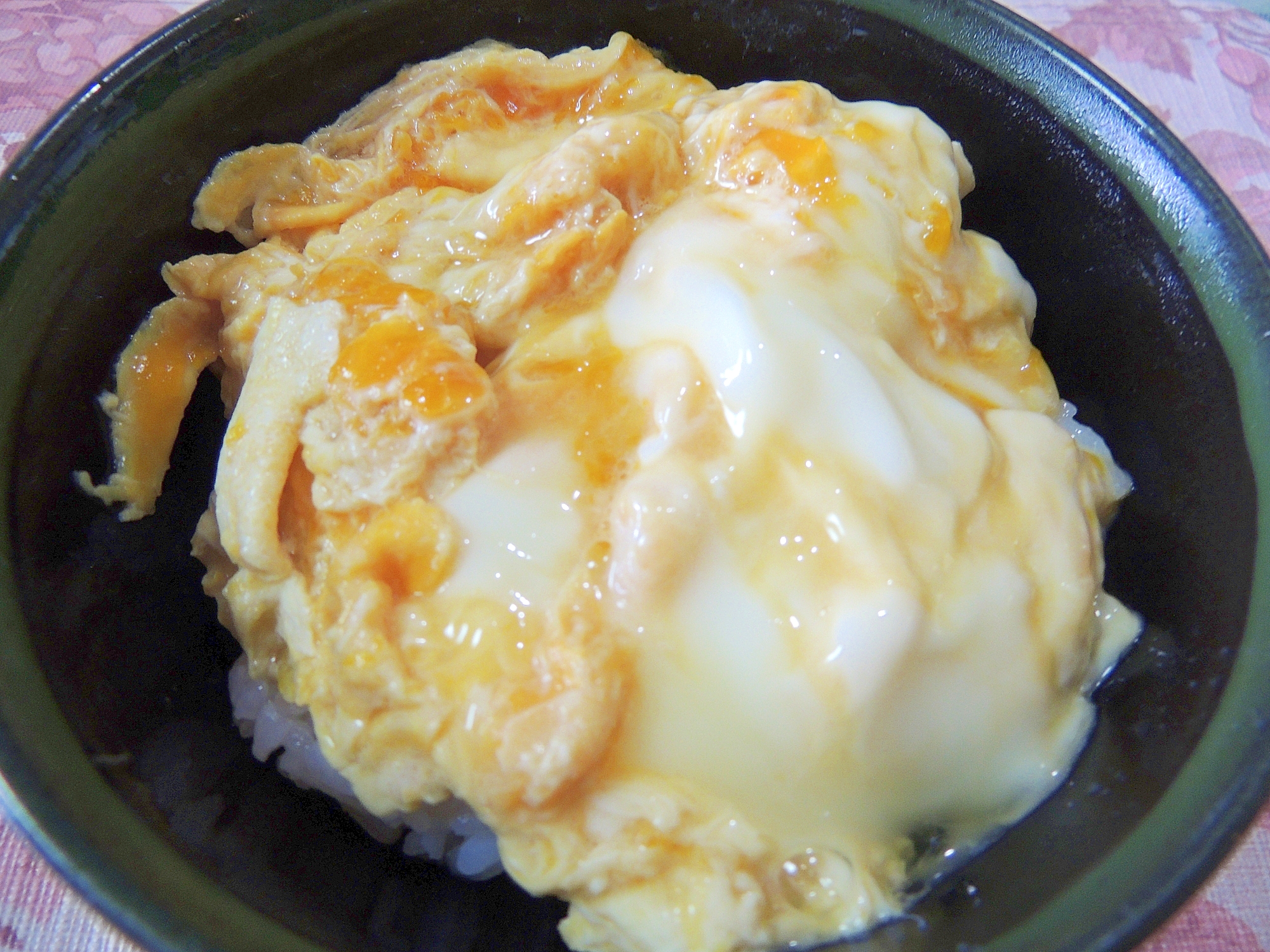 簡単5分 ふっくら 卵だけの玉子丼 たまごどん レシピ 作り方 By やまさ 楽天レシピ 簡単5分 ふっくら 卵だけの玉子丼 たまごどん レシピ 作り方 By やまさ 楽天レシピ