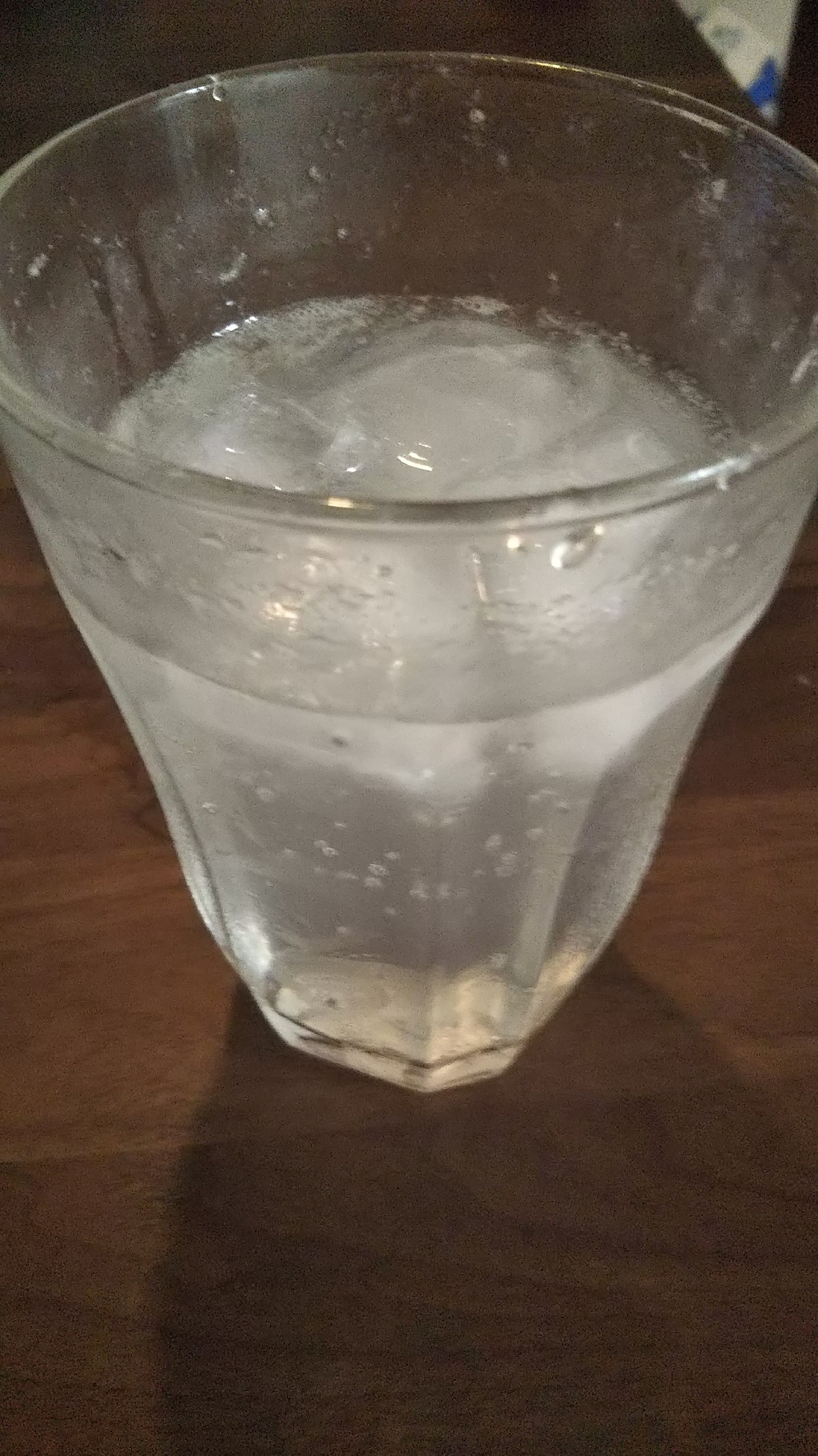 夏にぴったり!レモンスカッシュチューハイ