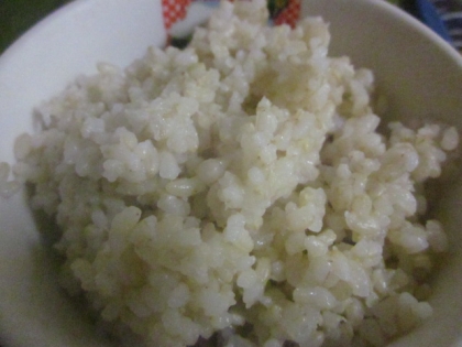 健康のため、玄米ごはんいただきました。プチプチ食感がおいしかったです(^^♪ごちそうさまでした。