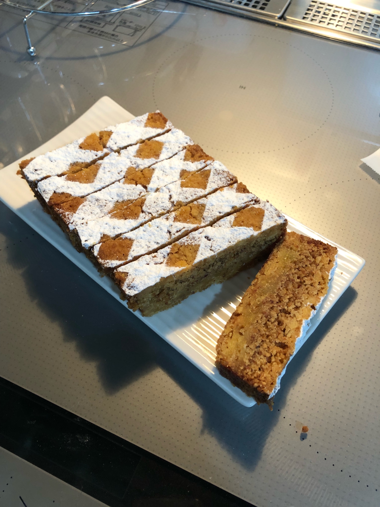 アーモンドタルトのサンドクッキー