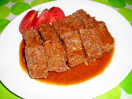 合挽肉でジューシー!サイコロステーキ