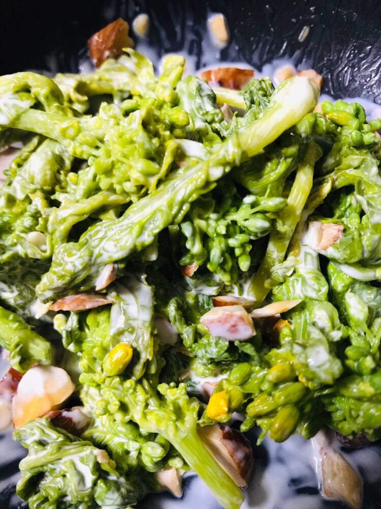 菜の花のアーモンドマヨ和え