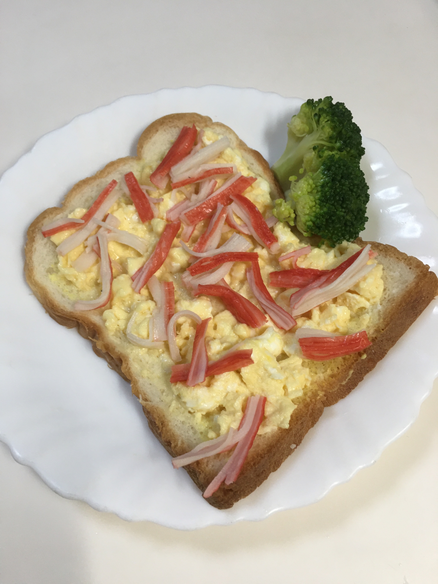 ふんわり色良い マヨ入り卵のカニ玉オープンサンド レシピ 作り方 By ほっこり 小町 楽天レシピ