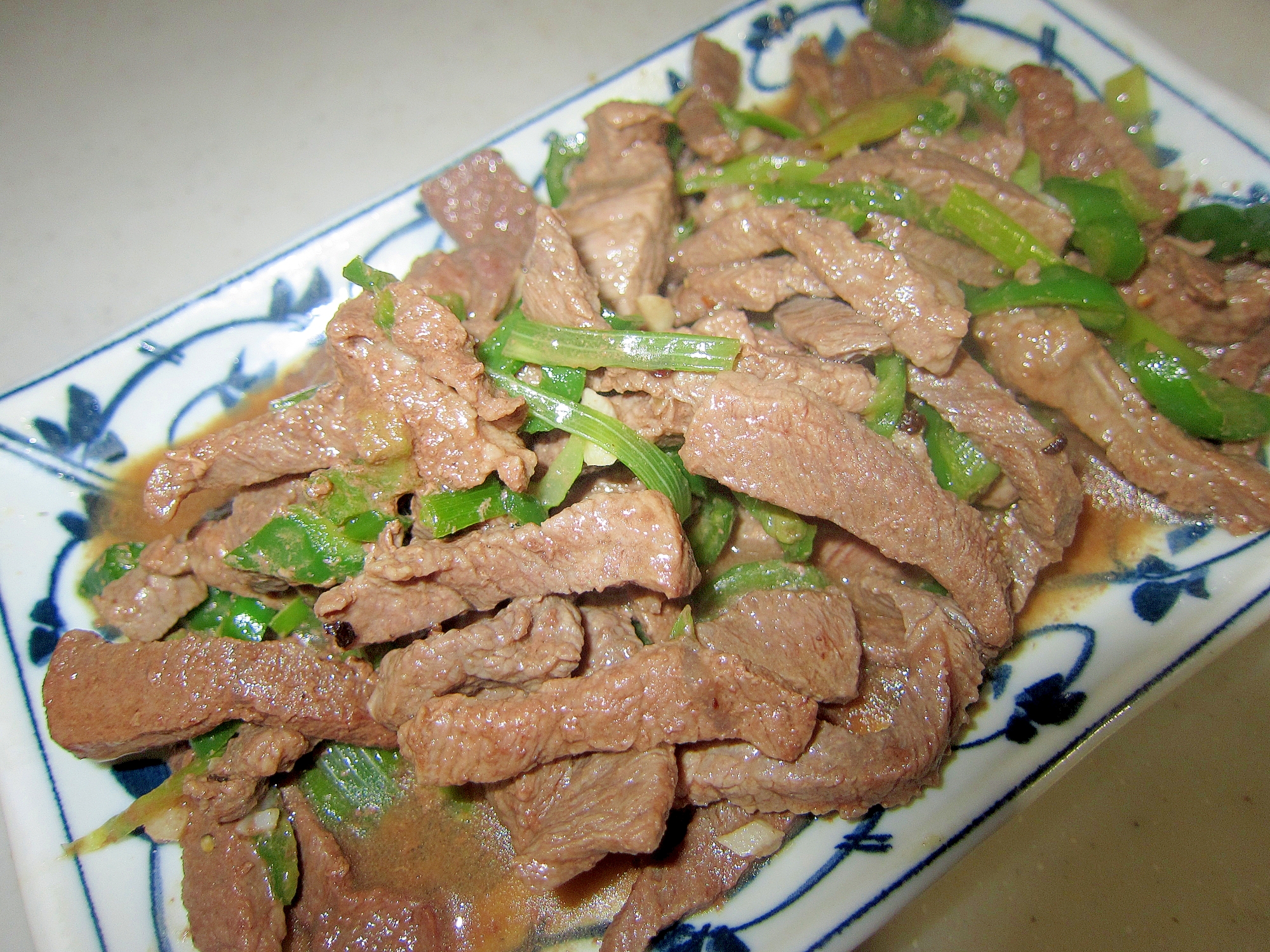 ピーマンと葱の牡蠣油醤油牛肉炒め