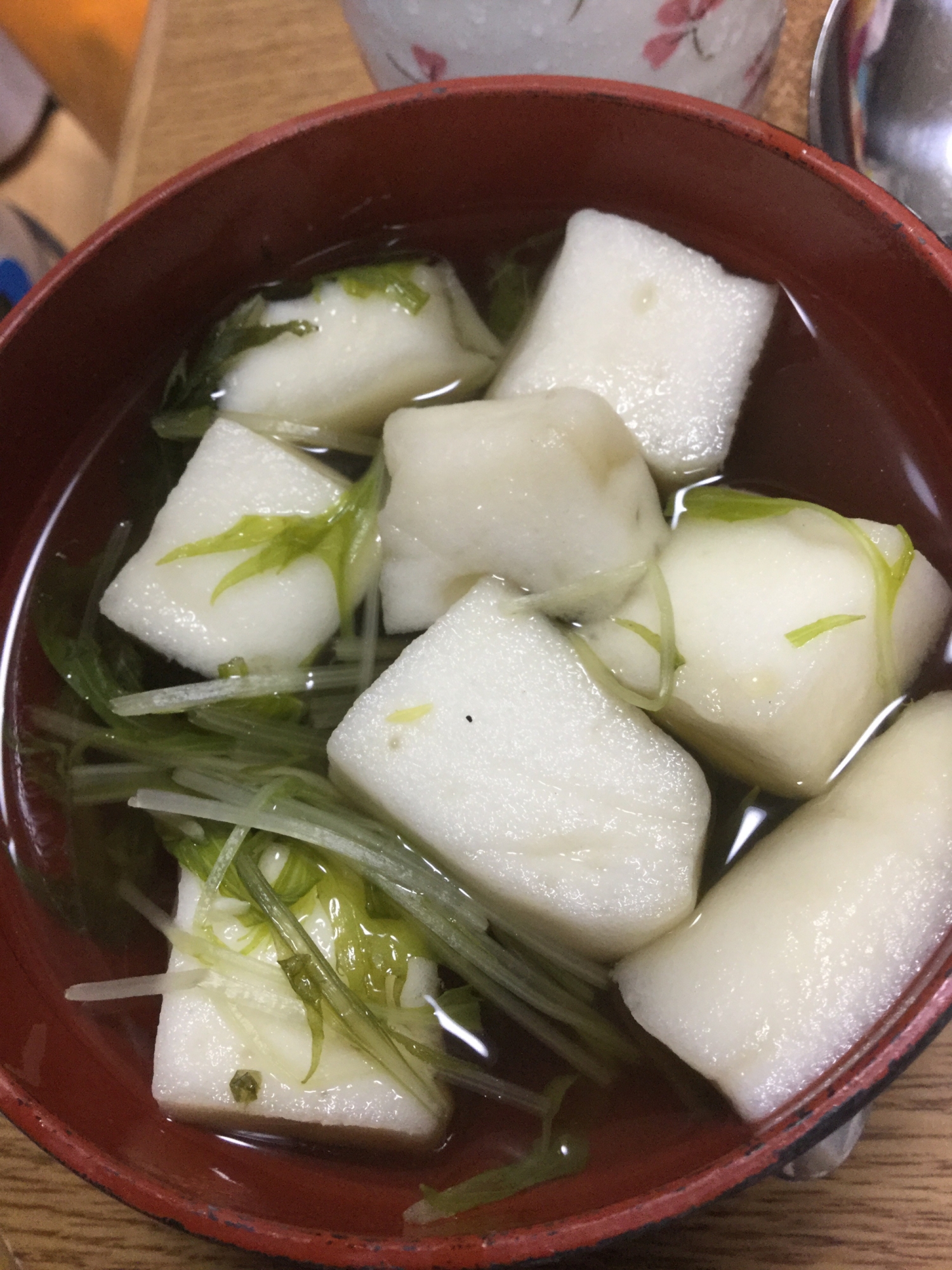 はんぺんと水菜のお吸い物