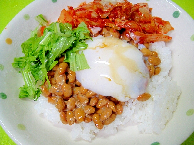 納豆キムチごはん♡温玉添え