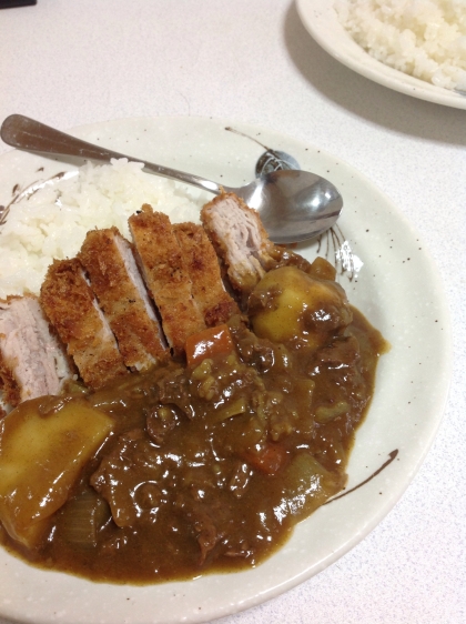 カツカレー美味しいですよね！
ごちそうさまでした！