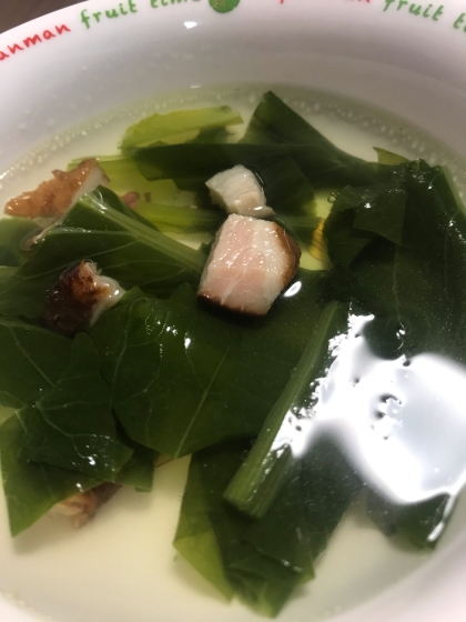 小松菜とベーコンのあっさり簡単スープ