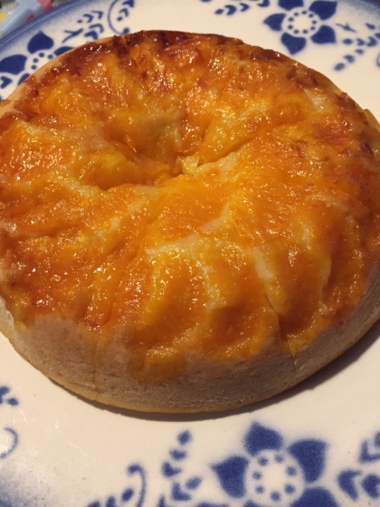 みかんの缶詰で作りました。とても簡単で、パウンドケーキのような感じでおいしかったです