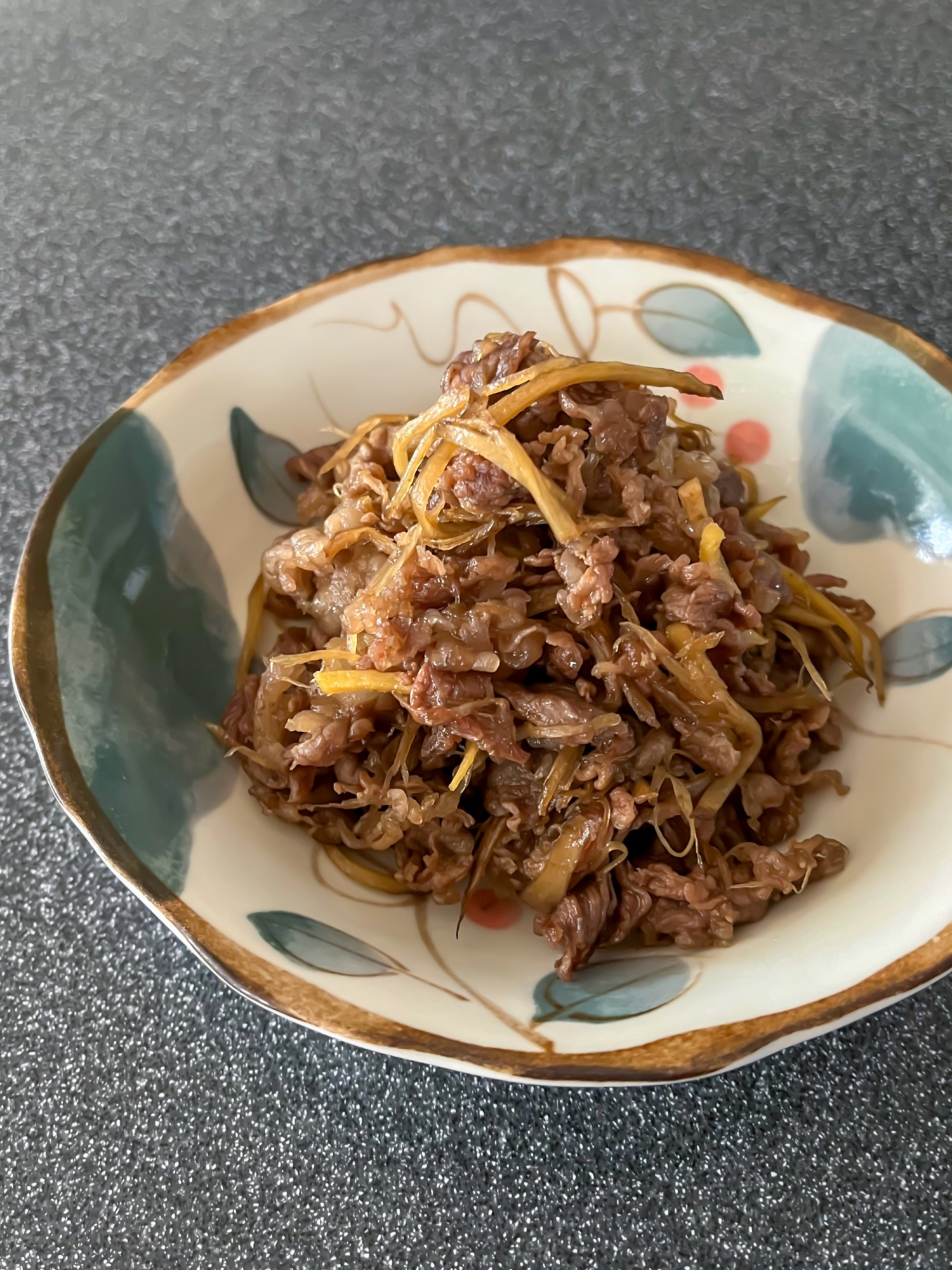 間違いない！牛肉とごぼうのしぐれ煮♪