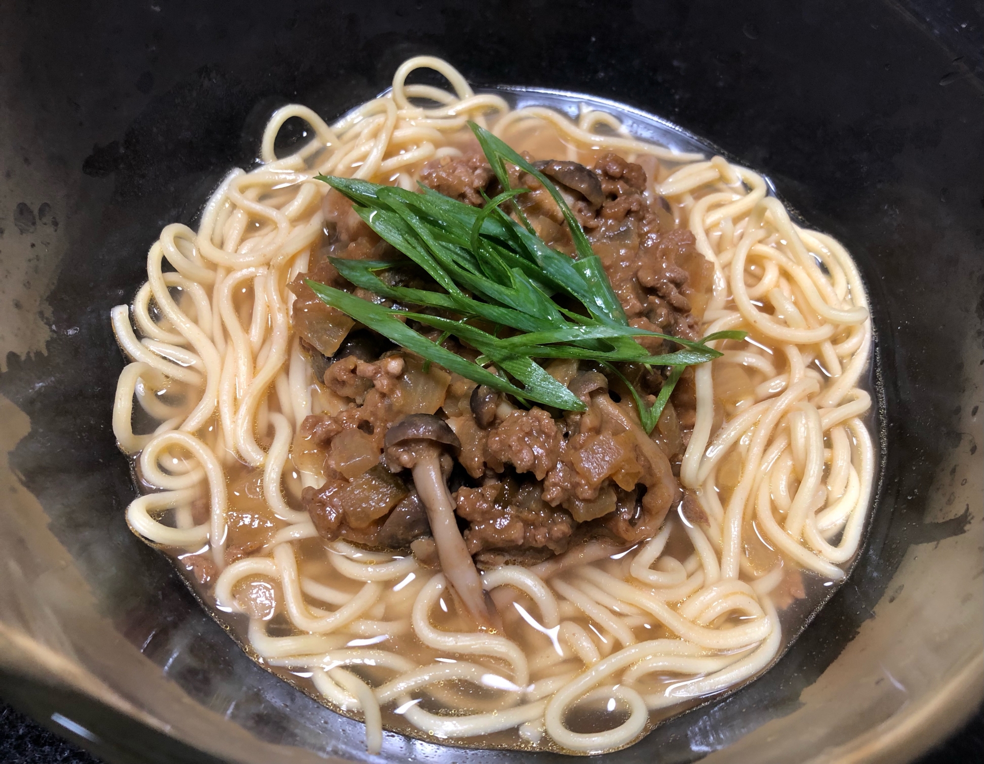 耐熱ボウルで中華麺＋のっけカレー♫