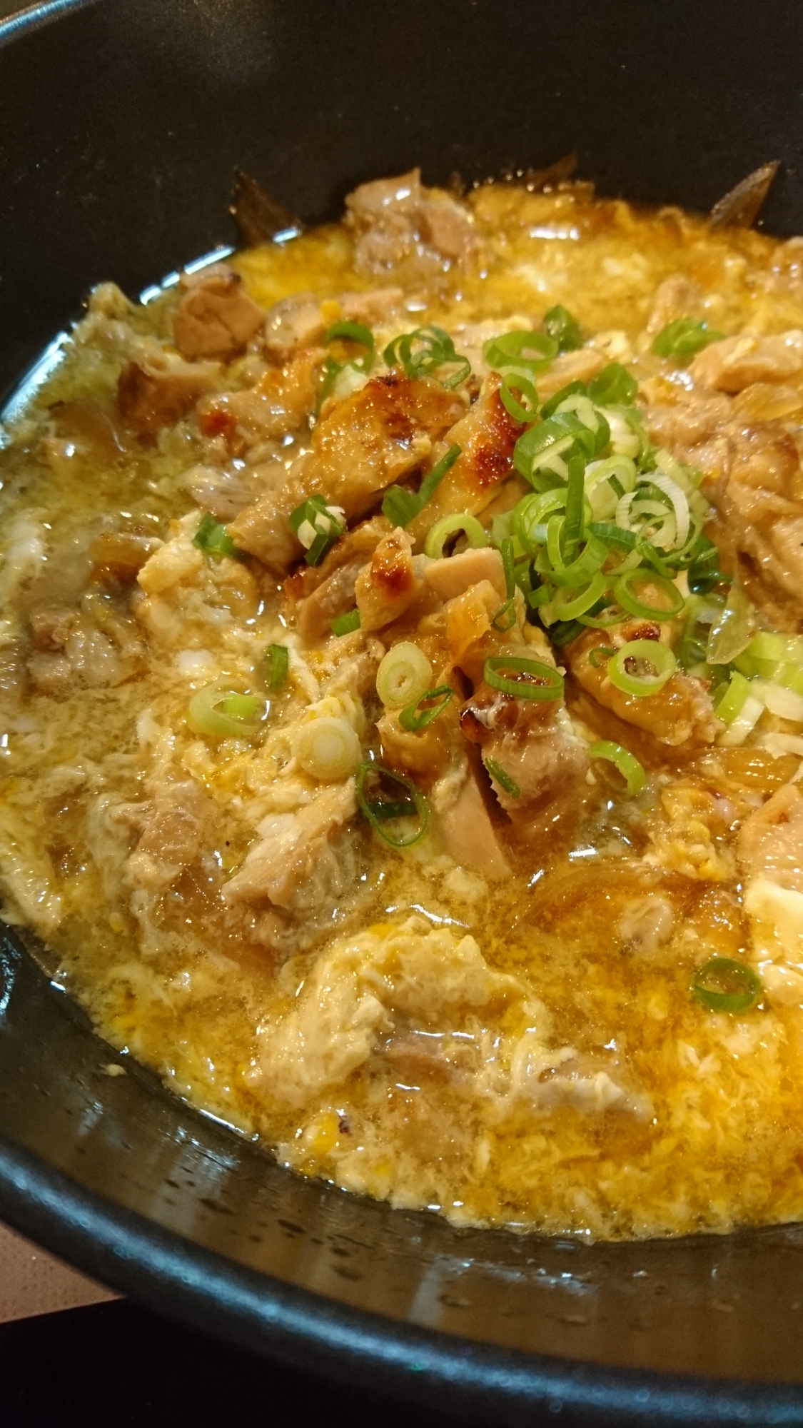 削り節のお出汁で！焼色しっかりの親子丼☆