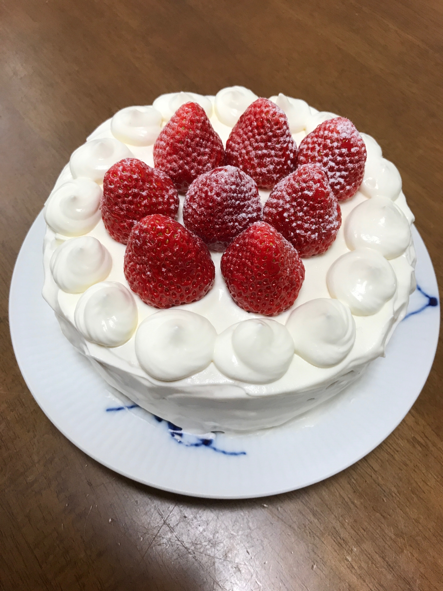 市販のスポンジケーキでお手軽クリスマスケーキ レシピ 作り方 By みゅみゃ 楽天レシピ 市販のスポンジケーキでお手軽クリスマスケーキ レシピ 作り方 By みゅみゃ 楽天レシピ